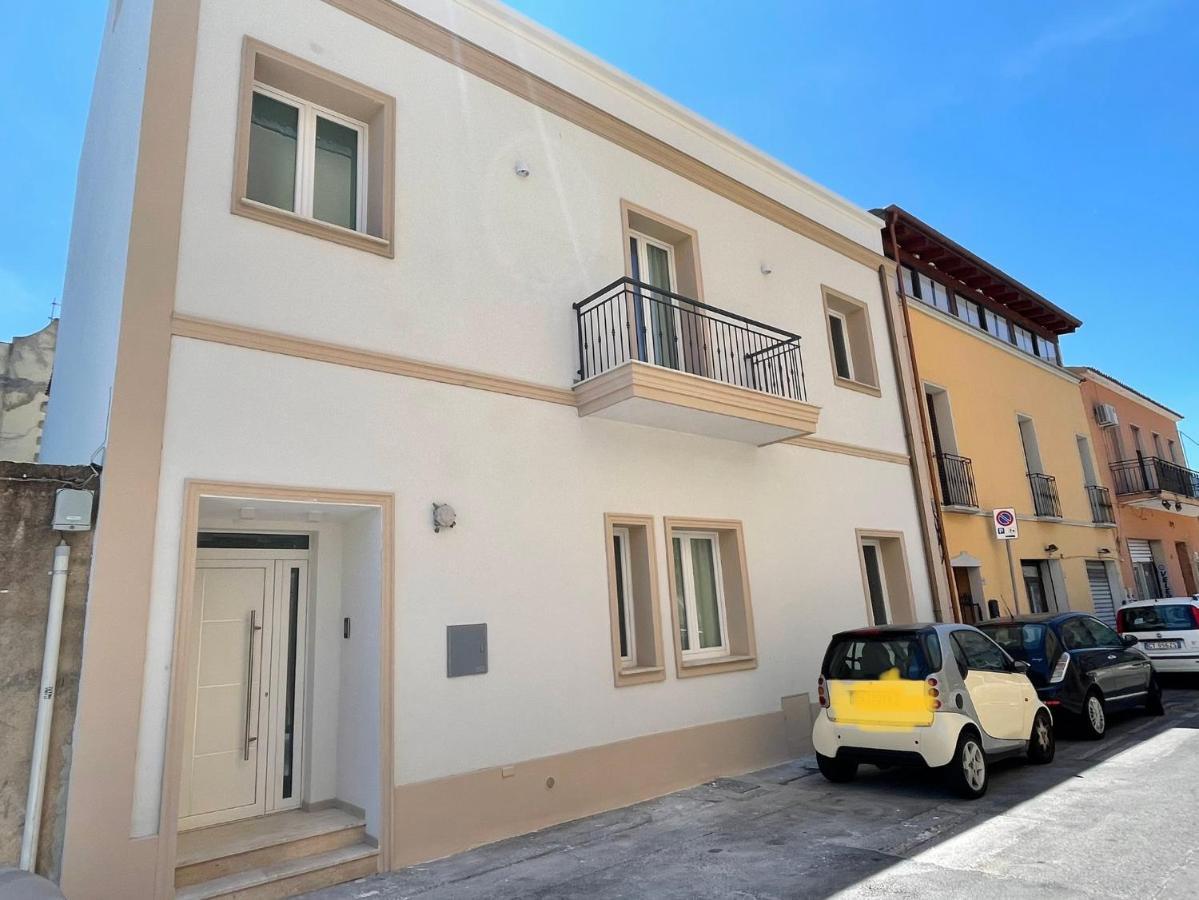 Hotel Bullerjanos à Olbia Extérieur photo
