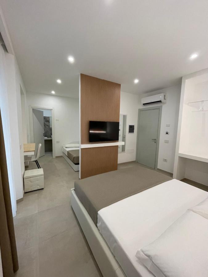 Hotel Bullerjanos à Olbia Extérieur photo