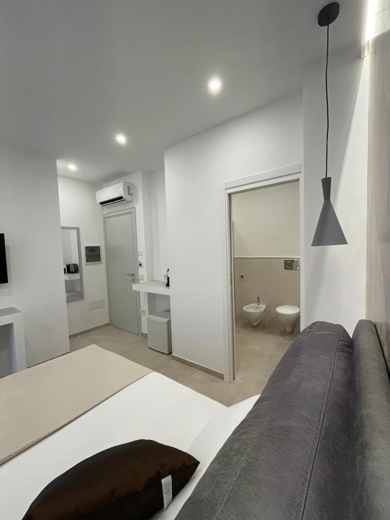 Hotel Bullerjanos à Olbia Extérieur photo