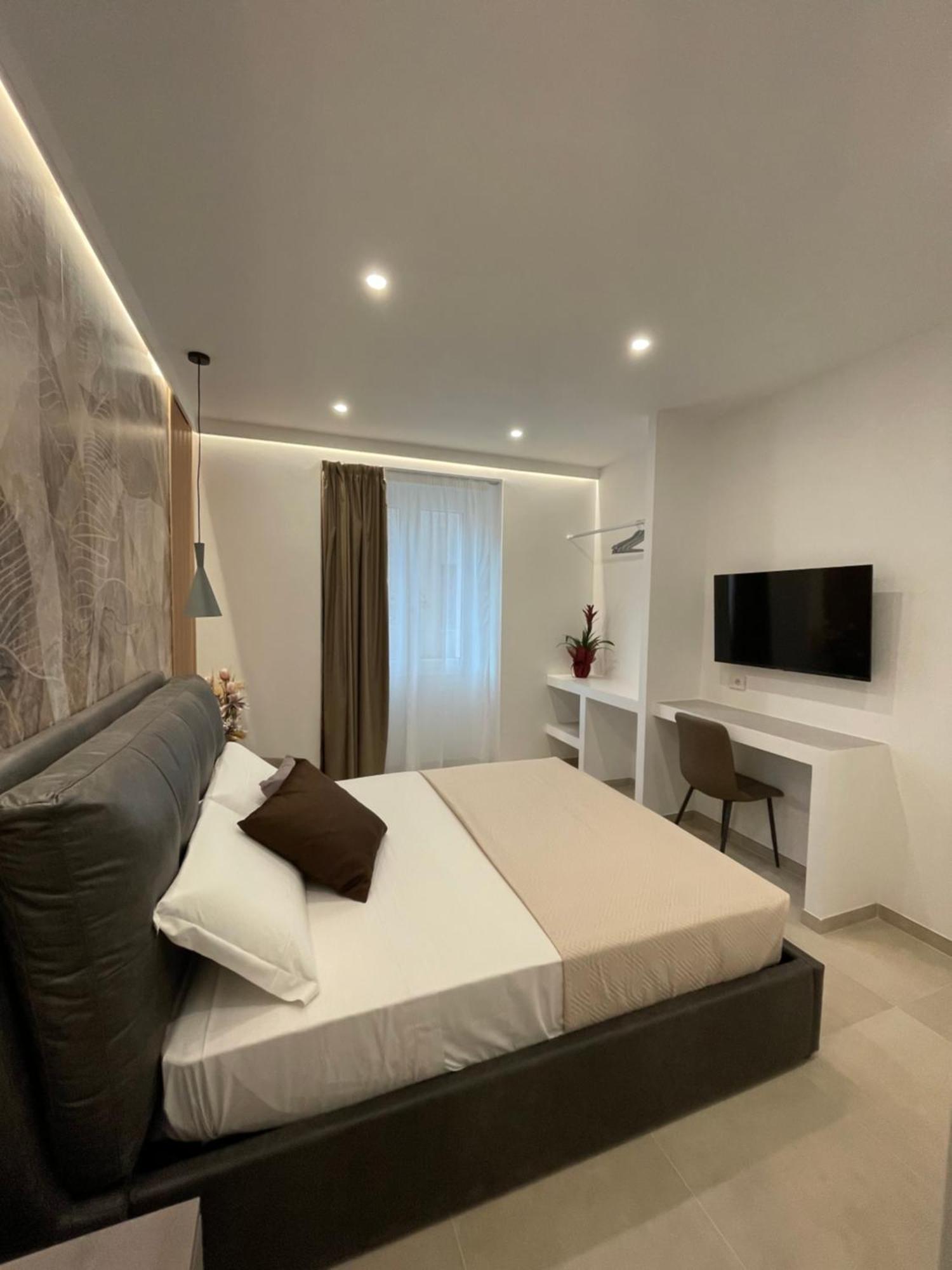 Hotel Bullerjanos à Olbia Extérieur photo