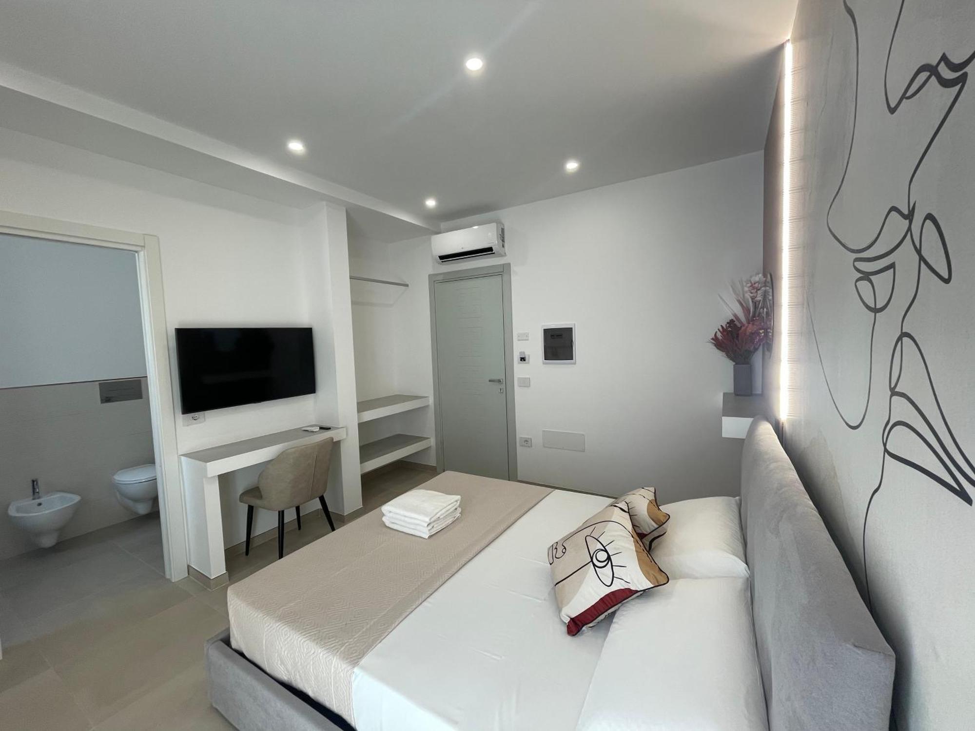 Hotel Bullerjanos à Olbia Extérieur photo