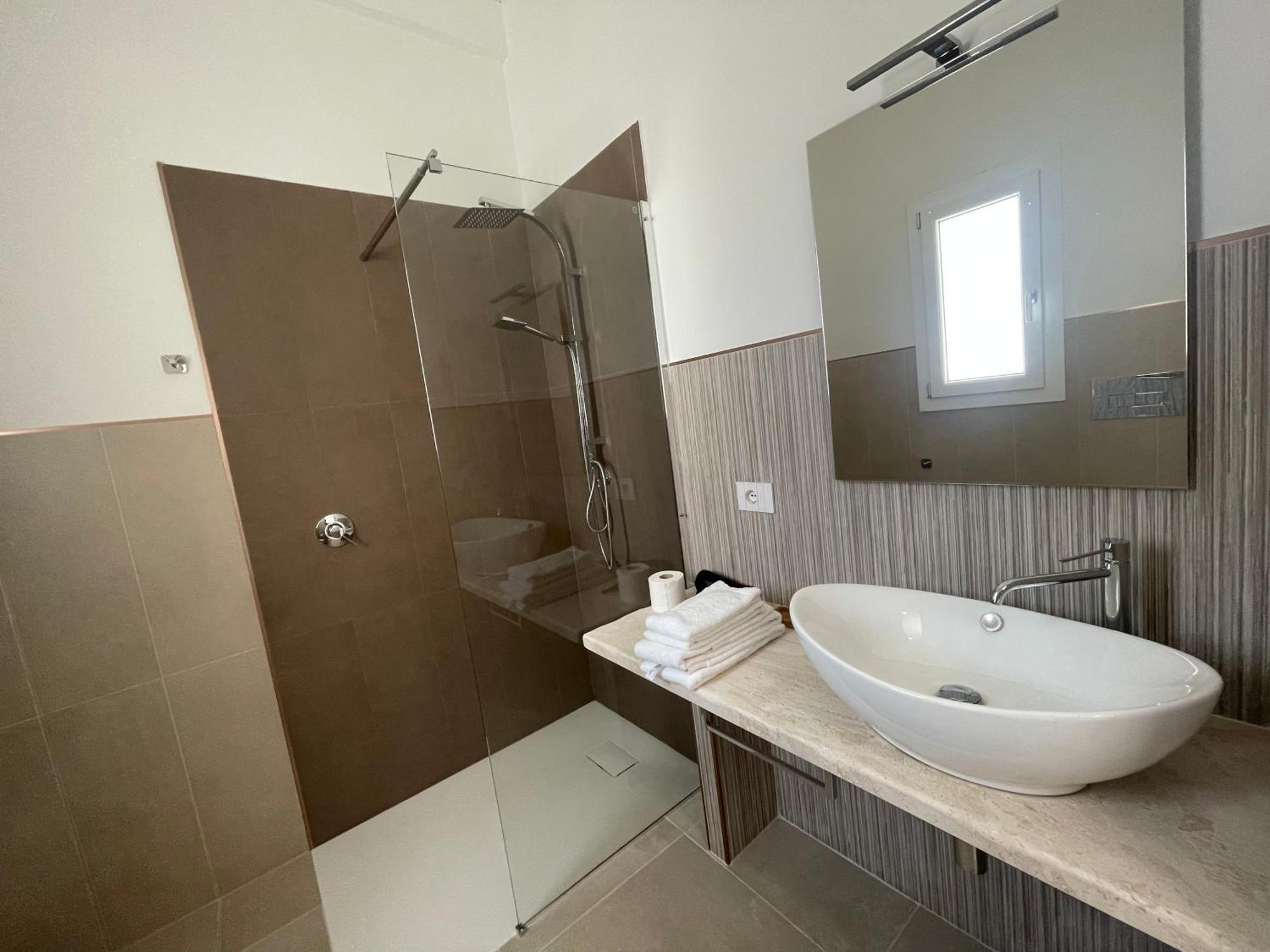 Hotel Bullerjanos à Olbia Extérieur photo