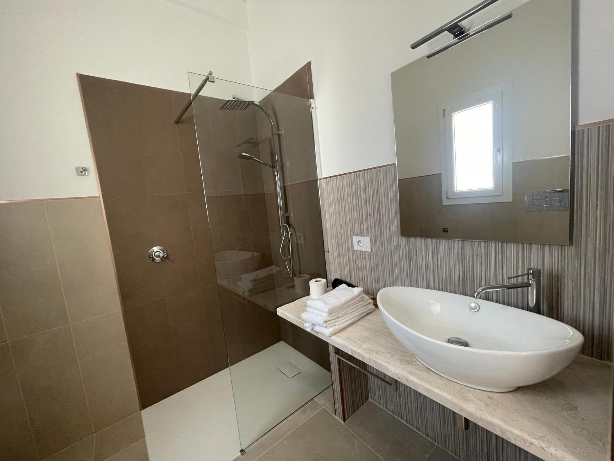 Hotel Bullerjanos à Olbia Extérieur photo