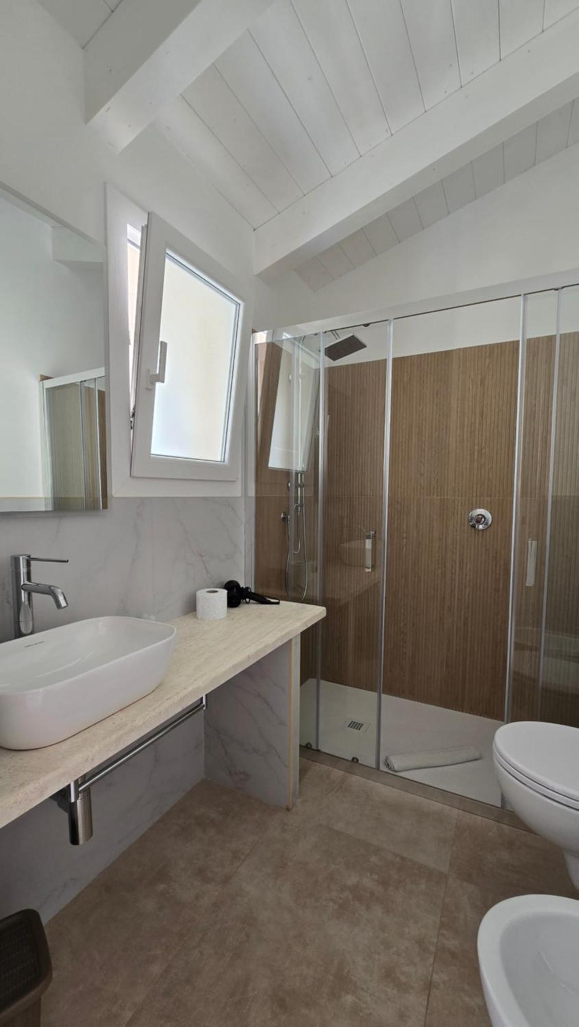 Hotel Bullerjanos à Olbia Extérieur photo